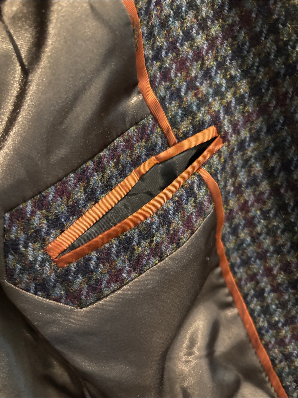 J. Crew single button closure blazer. Size 6. 100% wool. Fully lined. - Picture 8 of 9